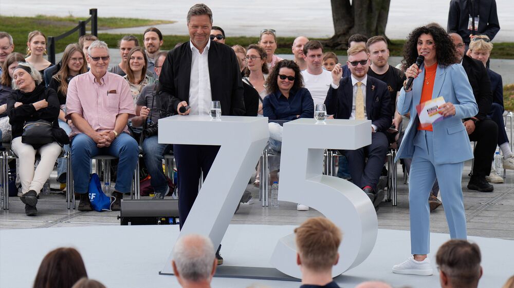 Gespräch mit dem Vizekanzler - Demokratiefest Berlin